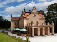 /album/fotogalerie-zabavni-park-a-sportcentrum-detsky-raj-na-zamku-berchtold/hotel-zamek-berchtold-jpg/